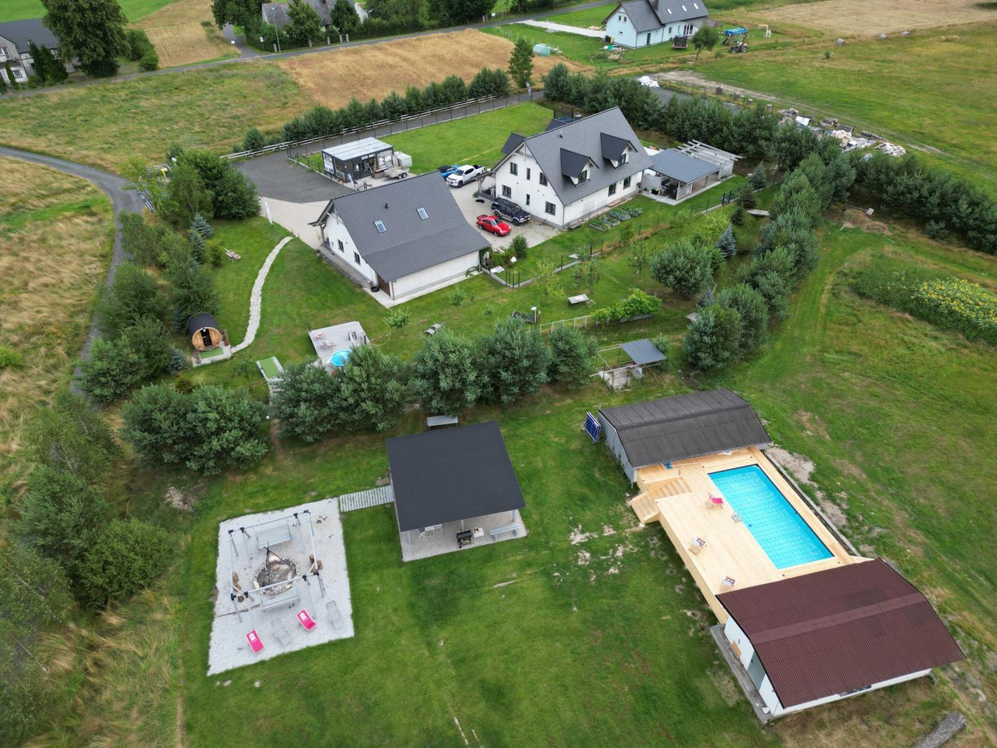 Izerska Baza - Basen, Ebike, Narty, Sauna, Jacuzzi, Las Blisko Swieradow Zdroj - 5D Apartamenty Giebultow  Экстерьер фото